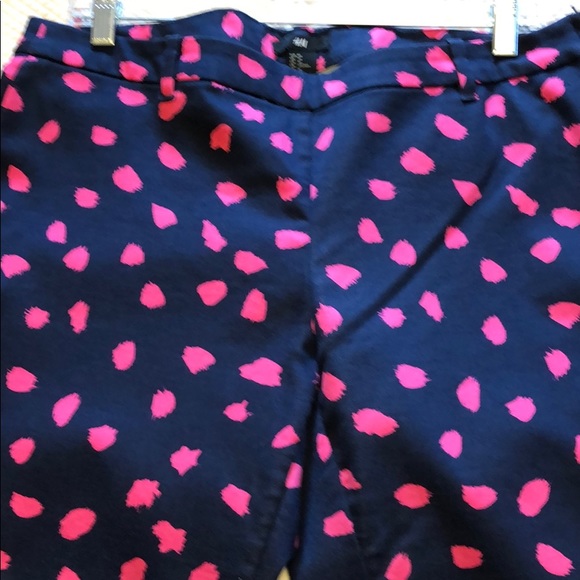 H&M Pants - H&M cropped pants, navy with pink dots